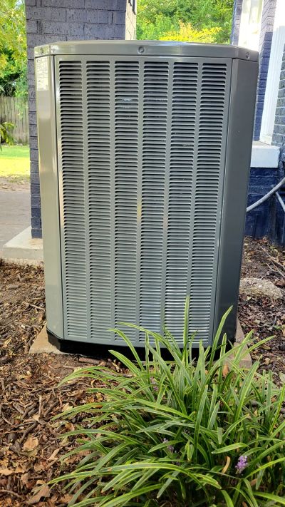 Newly installed AC condenser unit by 3M Refrigeration